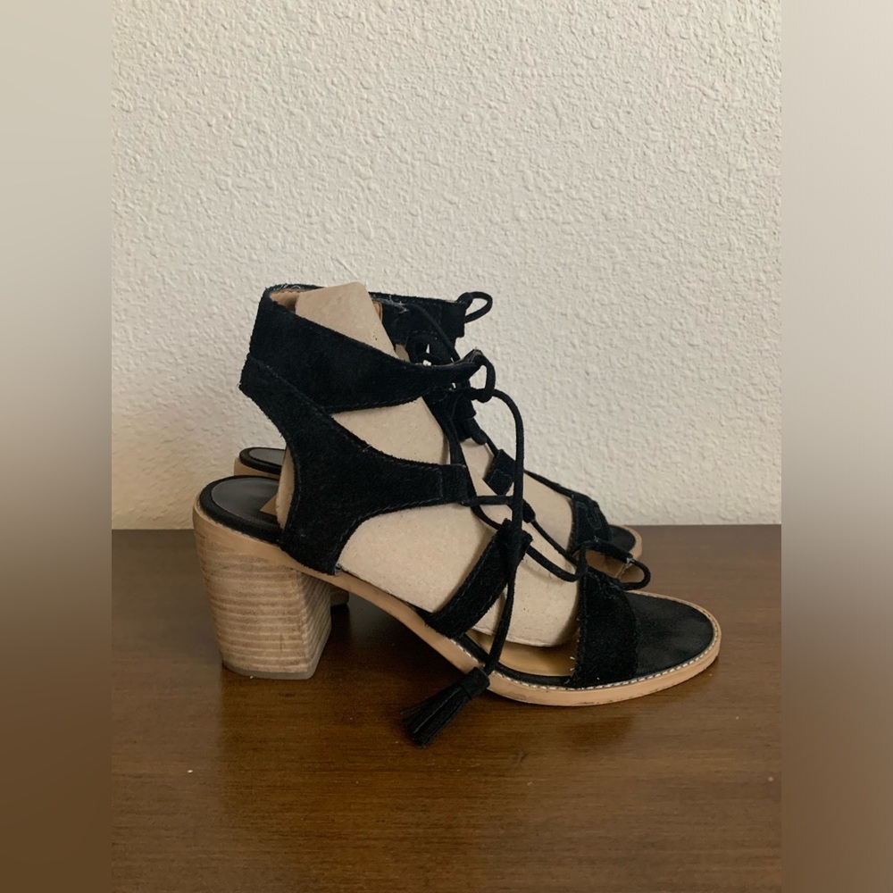 Dolce Vita Suede Lace Up Gladiator Block Heel Sandals size 9